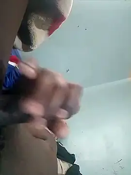 Mrhugeblack online show from October 12, 2025, 8:37 am