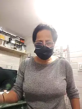 meenu bhabhi547 online show from February 9, 2026, 3:15 am