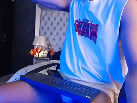 JhosuaCollins  online show from October 11, 2025, 2:29 pm