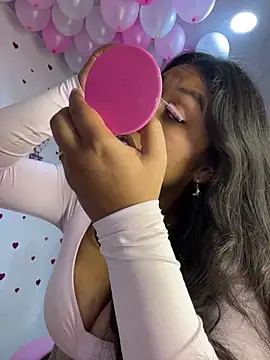 SharaRous online show from March 7, 2026, 12:39 am