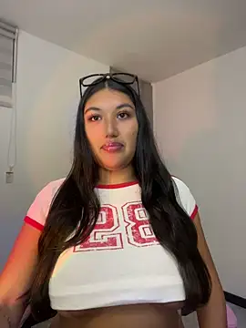 SharaRous online show from July 3, 2026, 12:17 am