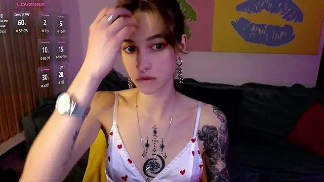 Snapshot of __grace__ chatting on October 8, 2025, 3:13 pm grace online show from October 8, 2025, 3:13 pm