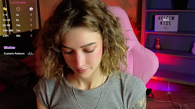 Snapshot of __grace__ chatting on September 11, 2025, 10:37 am grace online show from September 11, 2025, 10:37 am