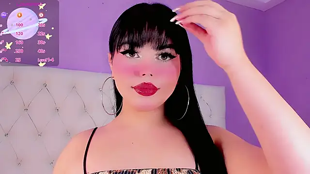 DaniielaV online show from February 5, 2026, 1:18 pm