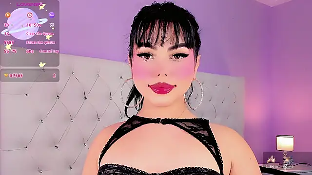 DaniielaV online show from November 23, 2025, 2:05 pm