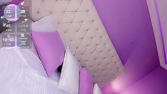 DaniielaV online show from March 1, 2026, 1:00 pm