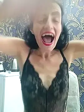 Gecenin Kralicesi online show from November 2, 2025, 10:53 am