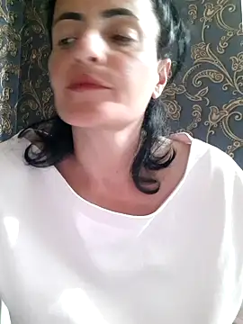 Gecenin Kralicesi online show from May 30, 2026, 5:29 pm