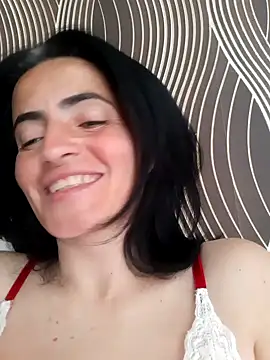 Gecenin Kralicesi online show from April 19, 2026, 6:25 am