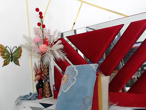 KathalinaSmit online show from October 5, 2025, 2:08 pm