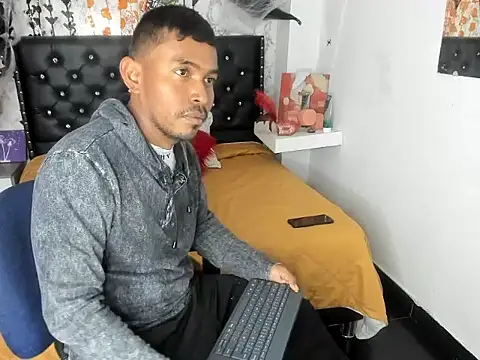 Adam Morgan2 online show from November 3, 2025, 7:28 pm