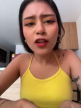 Snapshot of CatadeLuca chatting on February 26, 2026, 4:18 pm CatadeLuca online show from February 26, 2026, 4:18 pm