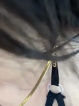 CatadeLuca online show from December 5, 2025, 2:37 pm