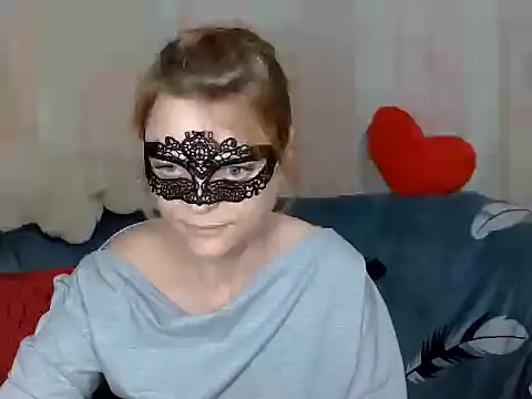 Miss Nona online show from November 25, 2025, 12:00 am