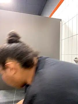 wishuhope4 online show from October 20, 2025, 4:51 pm