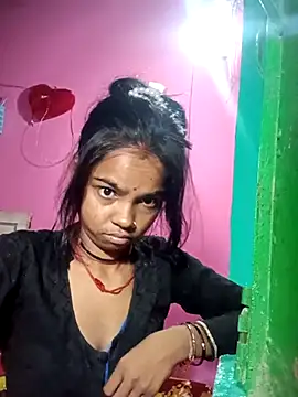 HotPiya439 online show from October 4, 2025, 11:50 pm