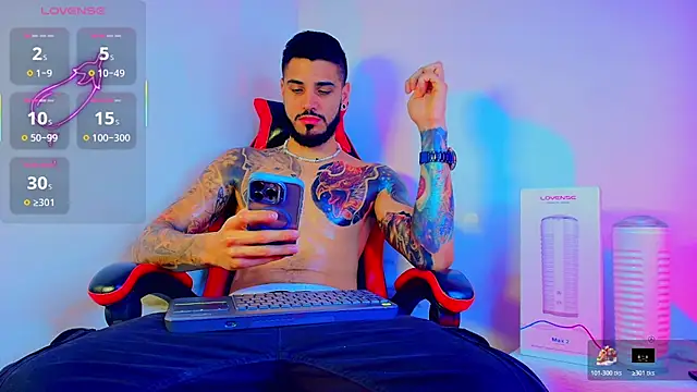 amodeus bael  online show from November 4, 2025, 10:46 pm