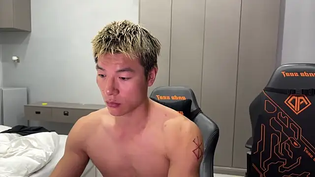 AAASuck online show from May 16, 2026, 2:49 pm