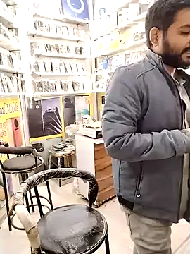 avi007p online show from January 17, 2026, 12:53 pm