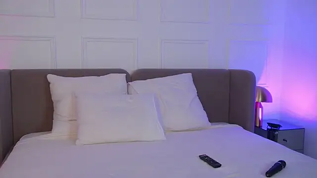 JaneBrock online show from March 27, 2026, 12:39 pm