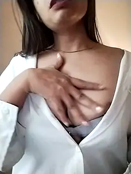 Sexy vernilla online show from November 20, 2025, 10:42 pm