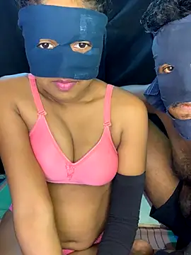 Snapshot of Nadi67_ chatting on October 4, 2025, 7:37 pm Nadi67 online show from October 4, 2025, 7:37 pm