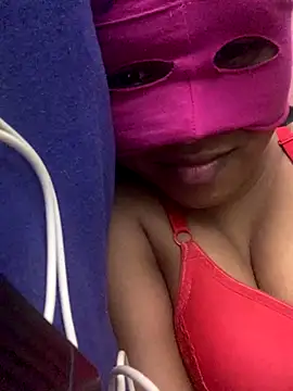 Snapshot of Nadi67_ chatting on September 12, 2025, 9:36 pm Nadi67 online show from September 12, 2025, 9:36 pm