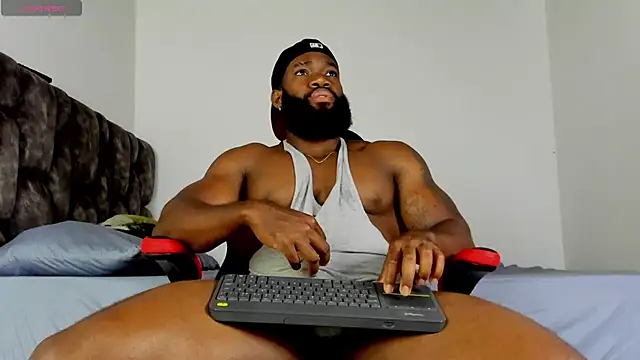 Snapshot of james_musclebbc chatting on April 30, 2026, 4:25 pm james musclebbc online show from April 30, 2026, 4:25 pm