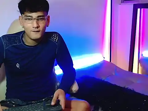 Valentin peach online show from September 10, 2025, 10:53 pm