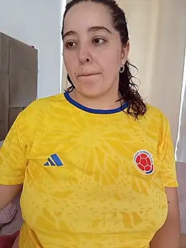 LoanaSantos online show from June 27, 2026, 9:10 pm