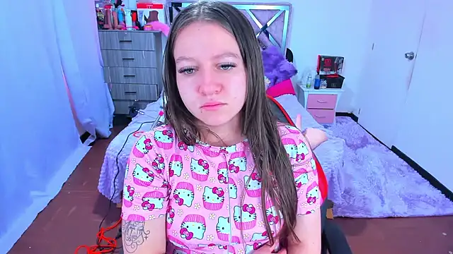 Luna Analya online show from December 17, 2025, 12:32 pm