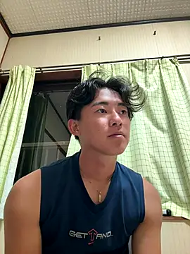 shoma2003 online show from September 19, 2025, 1:37 pm