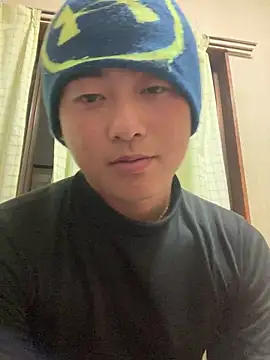 shoma2003 online show from February 7, 2026, 1:52 pm