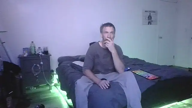 Tiggitytomociti online show from June 14, 2026, 8:04 am