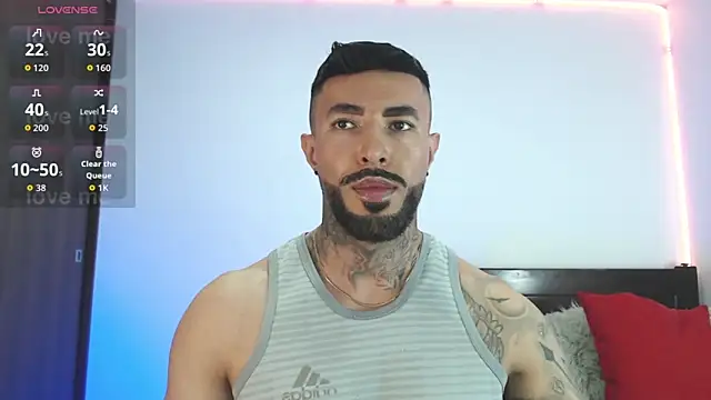 andrea de lucaa online show from April 2, 2026, 3:35 am