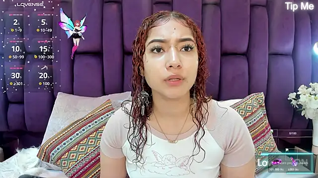 megannherrera online show from October 31, 2025, 11:40 am