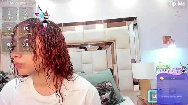 megannherrera online show from December 15, 2025, 12:11 pm