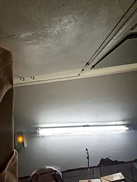 Snapshot of Valen_tinx19cm chatting on February 28, 2026, 11:21 am Valen tinx19cm online show from February 28, 2026, 11:21 am