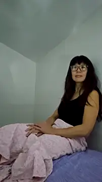 Snapshot of LeemaBean chatting on October 4, 2025, 6:53 pm LeemaBean online show from October 4, 2025, 6:53 pm