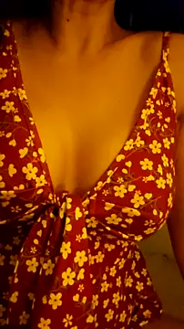 Snapshot of LeemaBean chatting on September 29, 2025, 12:39 am LeemaBean online show from September 29, 2025, 12:39 am