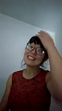 Snapshot of LeemaBean chatting on October 18, 2025, 6:43 pm LeemaBean online show from October 18, 2025, 6:43 pm