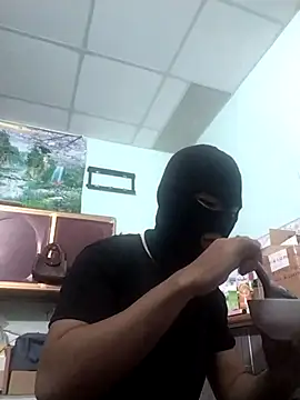 Snapshot of HoaiAn_95 chatting on October 28, 2025, 5:50 am HoaiAn 95 online show from October 28, 2025, 5:50 am