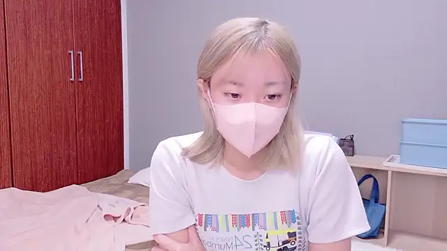 Snapshot of Nana__ch chatting on November 10, 2025, 4:39 am Nana ch online show from November 10, 2025, 4:39 am