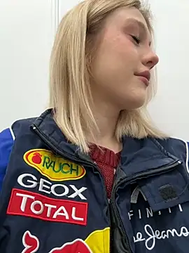 CaitlinSugar online show from September 29, 2025, 4:30 am