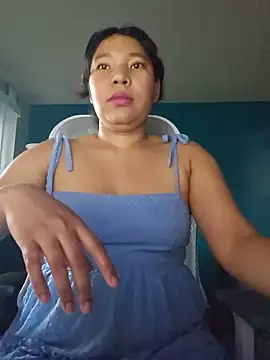 SHEILYN  online show from May 18, 2026, 2:44 am