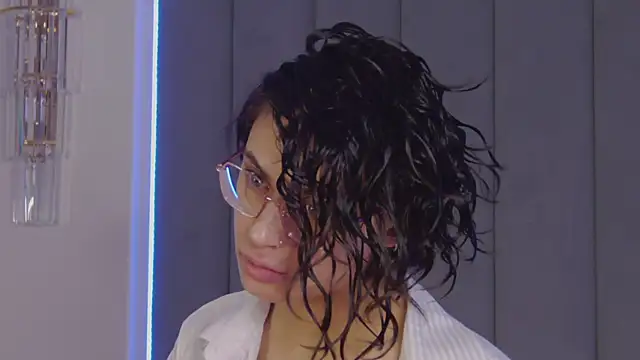 VioletAsh online show from March 23, 2026, 4:45 am