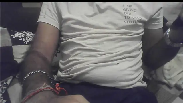 Snapshot of joshisdwe chatting on February 9, 2026, 5:00 pm joshisdwe online show from February 9, 2026, 5:00 pm