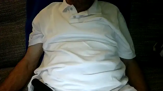 Snapshot of velikifant7 chatting on February 5, 2026, 6:48 pm velikifant7 online show from February 5, 2026, 6:48 pm