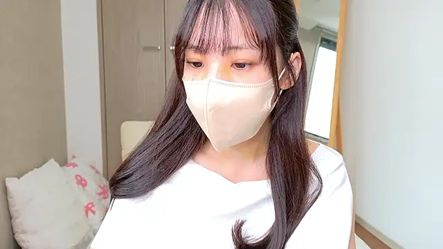 riri  nyan o0 online show from April 17, 2026, 5:10 am