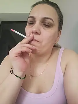 PalomaDesireee online show from February 6, 2026, 8:21 am